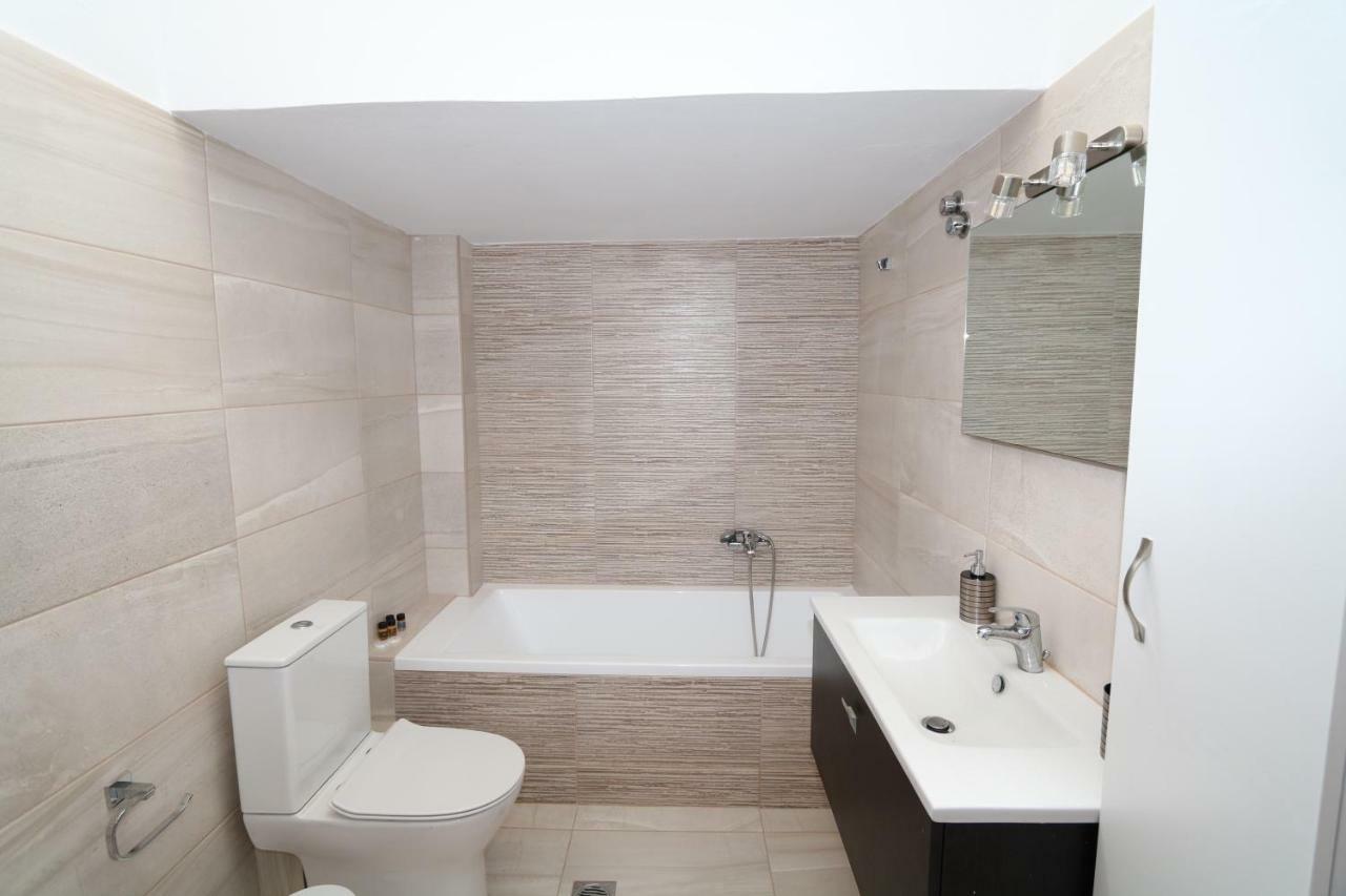 ארגוסטולי Molly Apartments מראה חיצוני תמונה