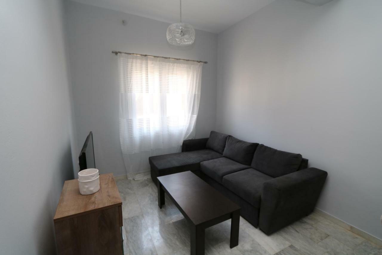ארגוסטולי Molly Apartments מראה חיצוני תמונה