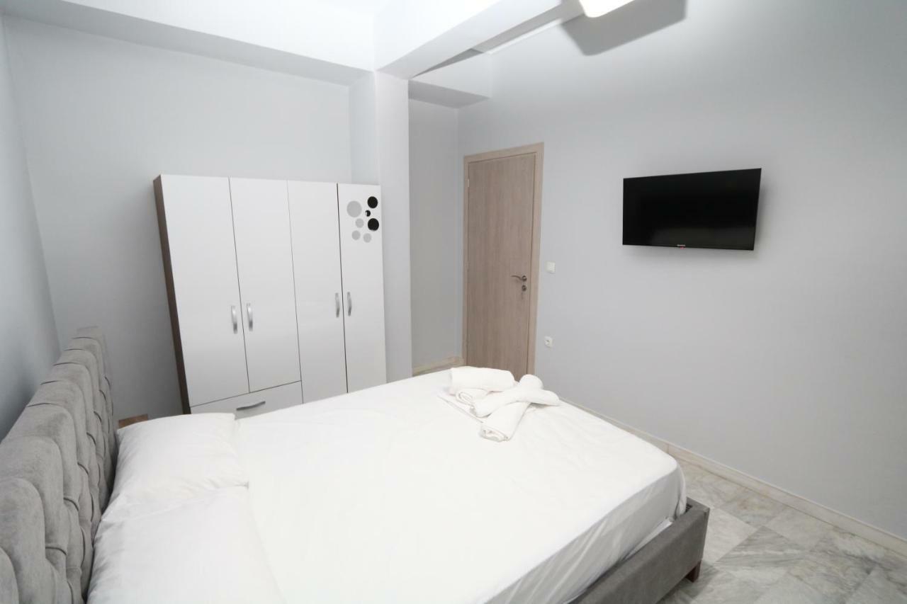 ארגוסטולי Molly Apartments מראה חיצוני תמונה